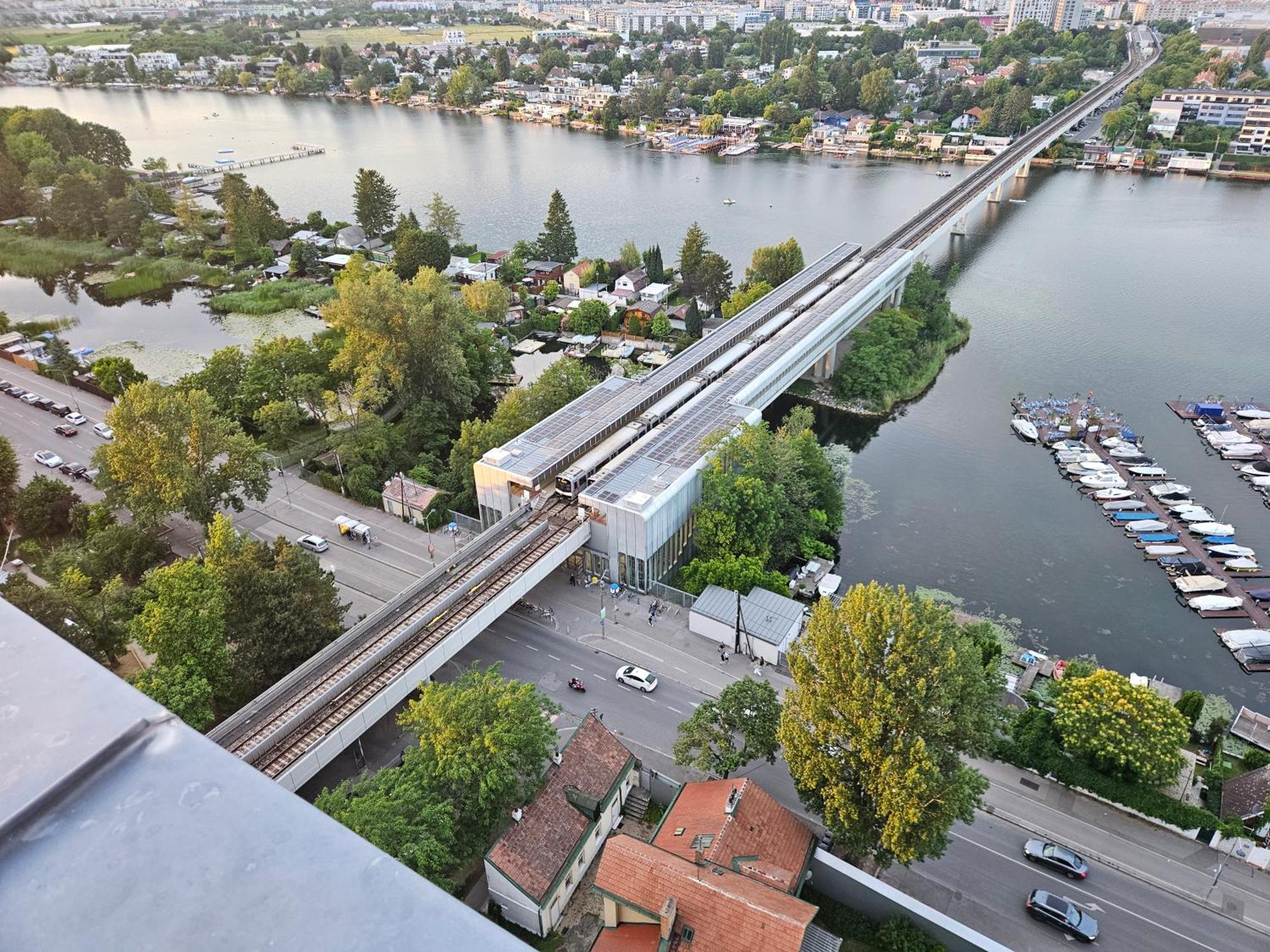 Yuki'S Place - Un-Vic, Danube Beach And Subway Near To Downtown Виена Екстериор снимка